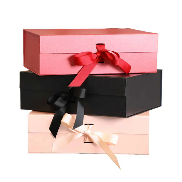 صندوق هدايا لحفلات الزفاف قابل للطي . Luxury Magnetic Foldable Wedding