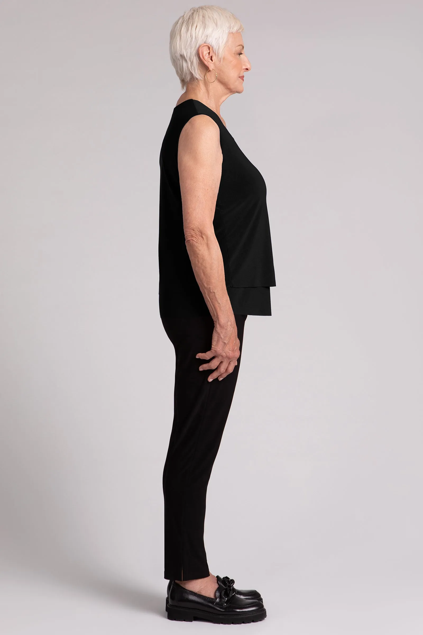 Sleeveless Double Layer Shell | Black