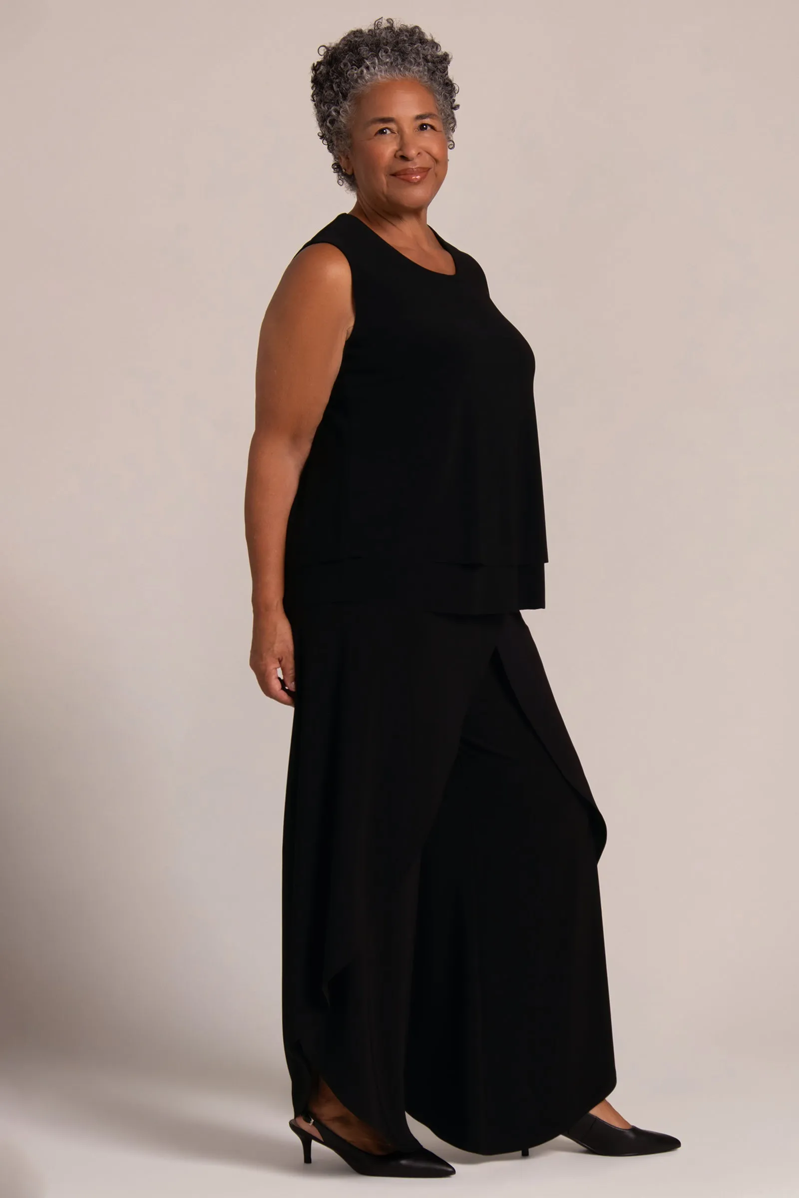 Sleeveless Double Layer Shell | Black