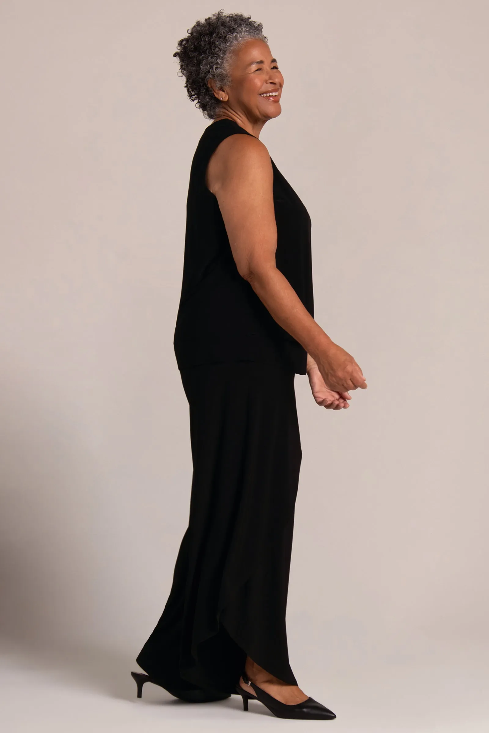 Sleeveless Double Layer Shell | Black