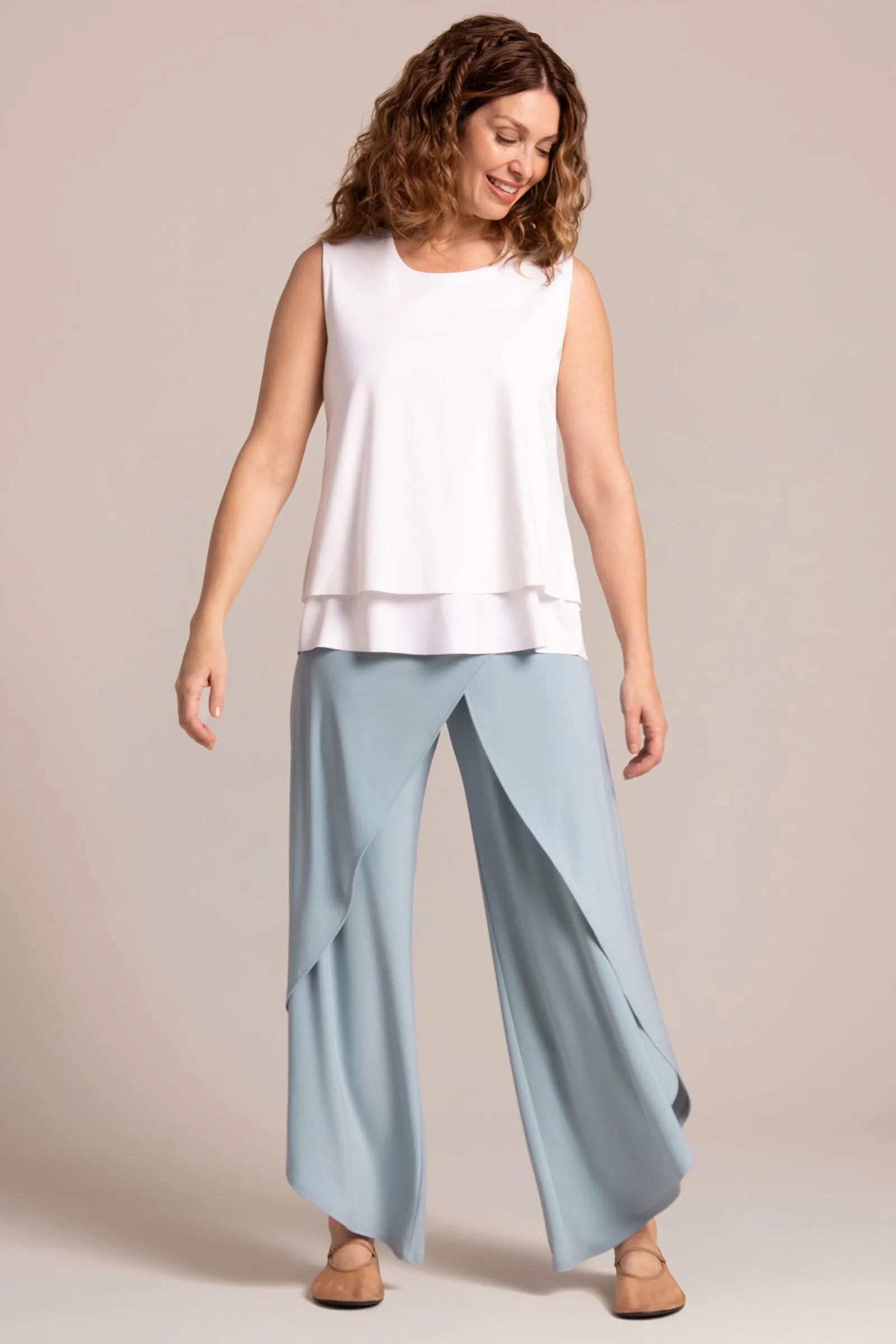Sleeveless Double Layer Shell | White